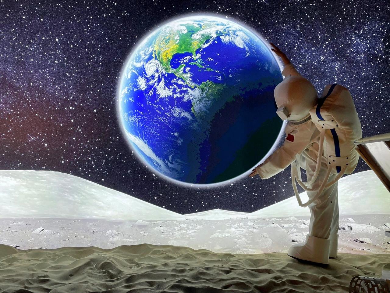 亲子游玩好去处，体验航天梦。旅行推荐官 亲子游玩好去处 #太空旅行不再是梦