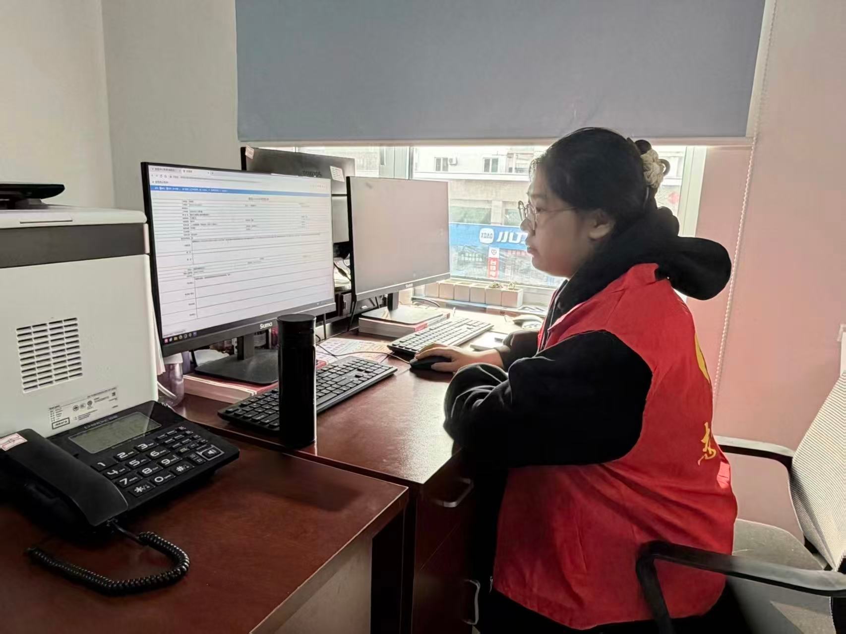 秦岭笑谈 【青春践初心 服务暖民心——“云程发轫”实践队开展综合志愿服务活动】为