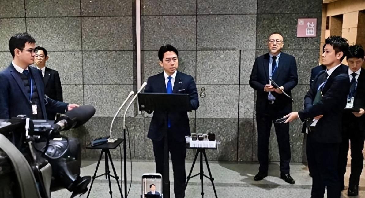 日本熊本强震收到300台空调，小泉刚要高兴，一看全是中国制造
日本九州地震后的救