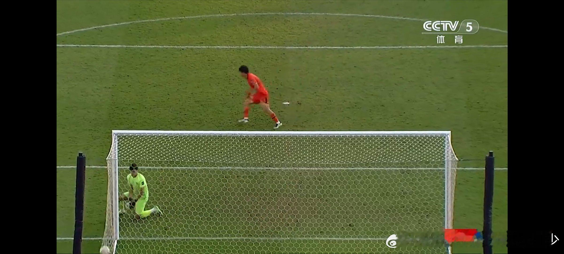 今晚的足球可谓双喜临门！中国u23男足创造历史点球4比2击败乌兹别克斯坦闯进四强