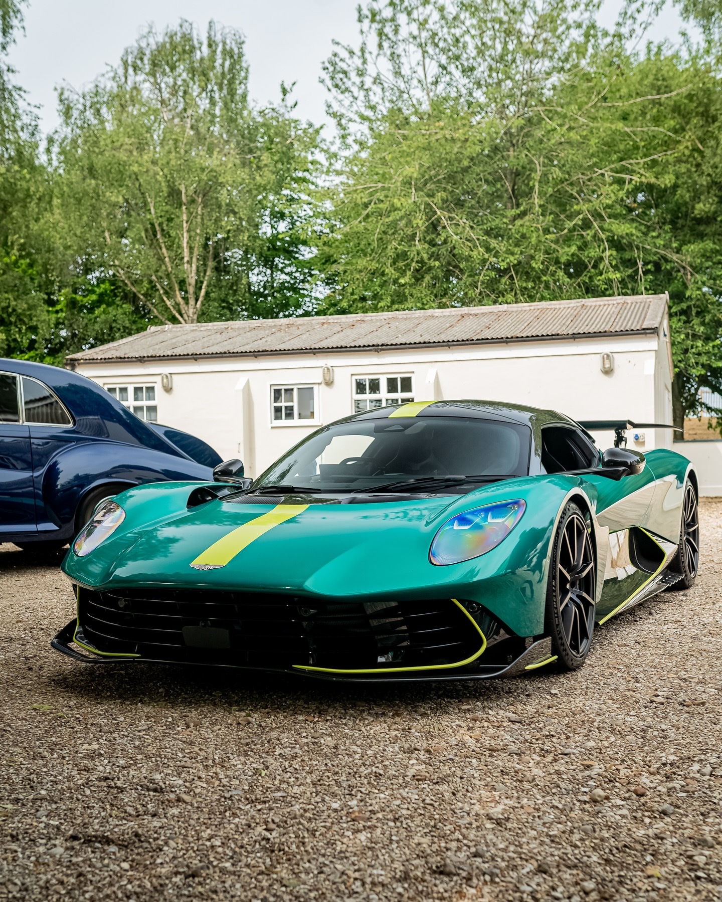 Car时尚[超话]  Aston Martin Valhalla...阿斯顿马丁