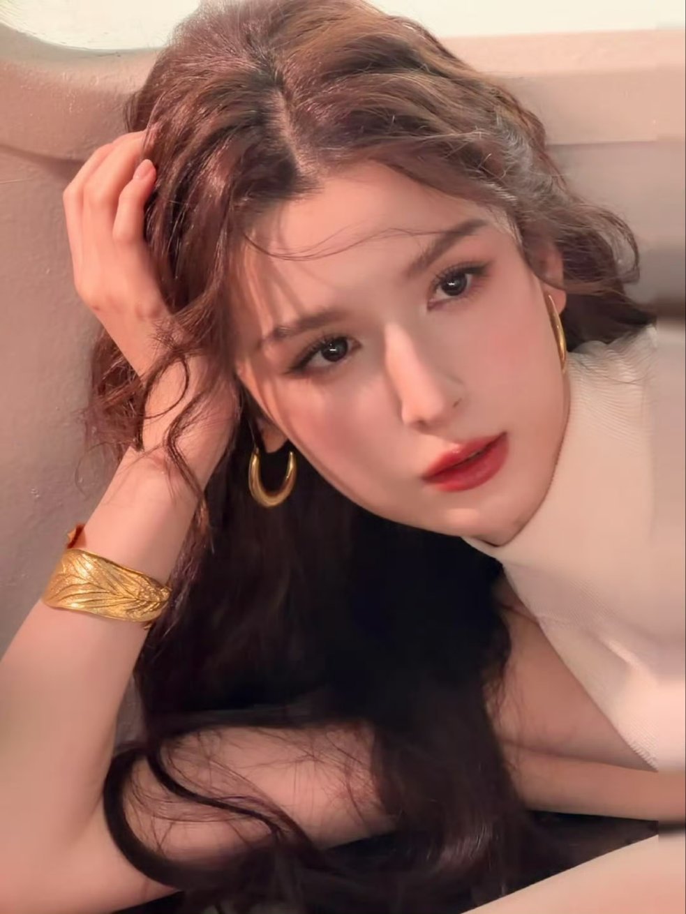 清早起来就被盯的感觉怎么样呢 