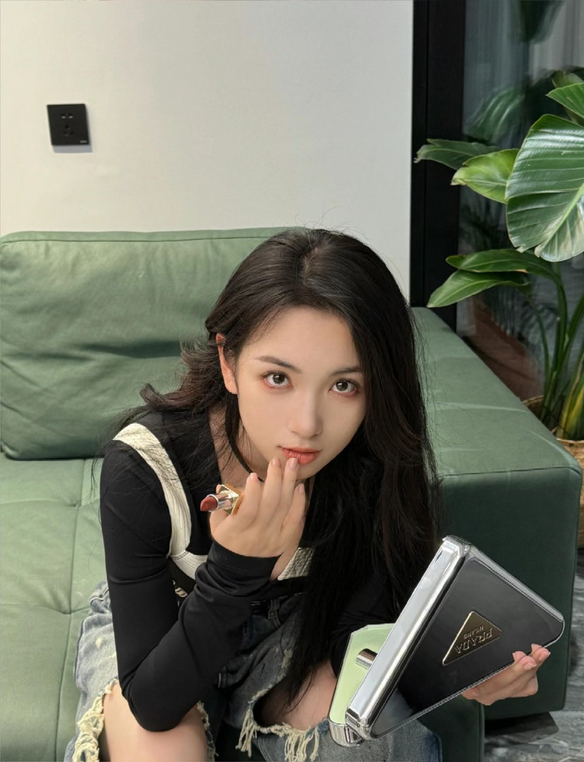 代露娃出发进组宝珠代露娃出发进组《宝珠》！屠户女金宝珠逆袭当家主母，又爽又带感！