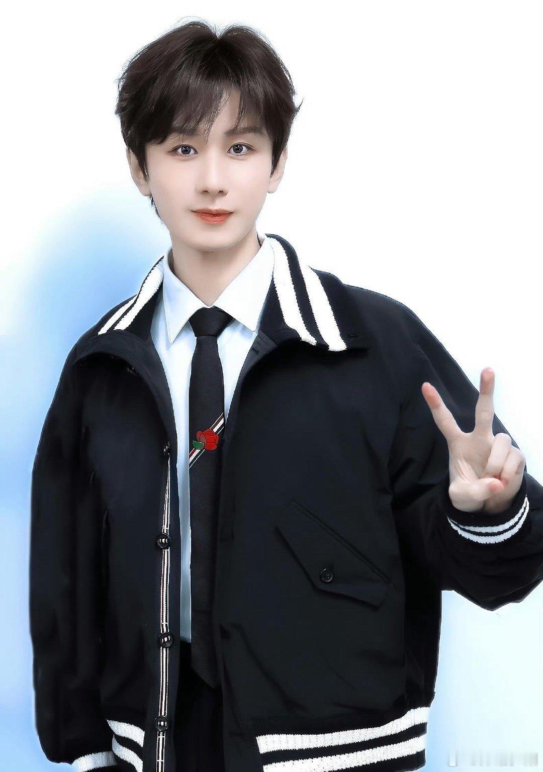 成毅两京十五日cy成毅朱瞻基有影的地方就会有守候，而光影交错之间皆是我凝望你的眼