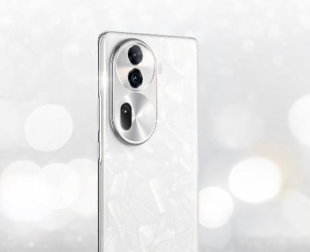 OPPO Reno11：2299元的价格，拍照与续航能否兼顾？
关于「OPPO 