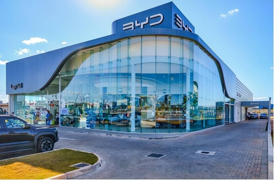 长期主义赢未来！中国发展高层论坛点赞比亚迪，靠技术破局成长


最近，中国发展高