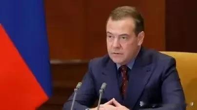 打不过你，我逮捕你。现今，受欧盟资助的国际人权联合会（IFHR）已向国际刑事法院