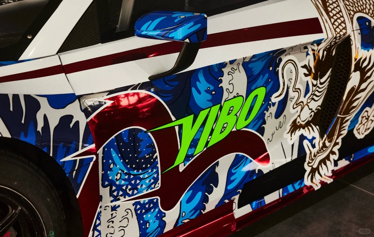 Wow!这是谁的战车这么cool！