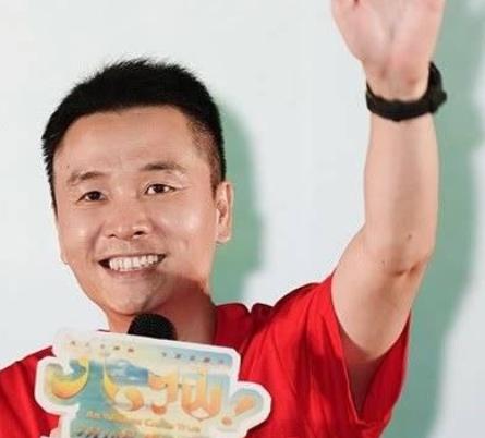 这个角色我不用演。果子哥哥在谈到为动画电影《八仙！》 中的铁拐李配音时的感想。