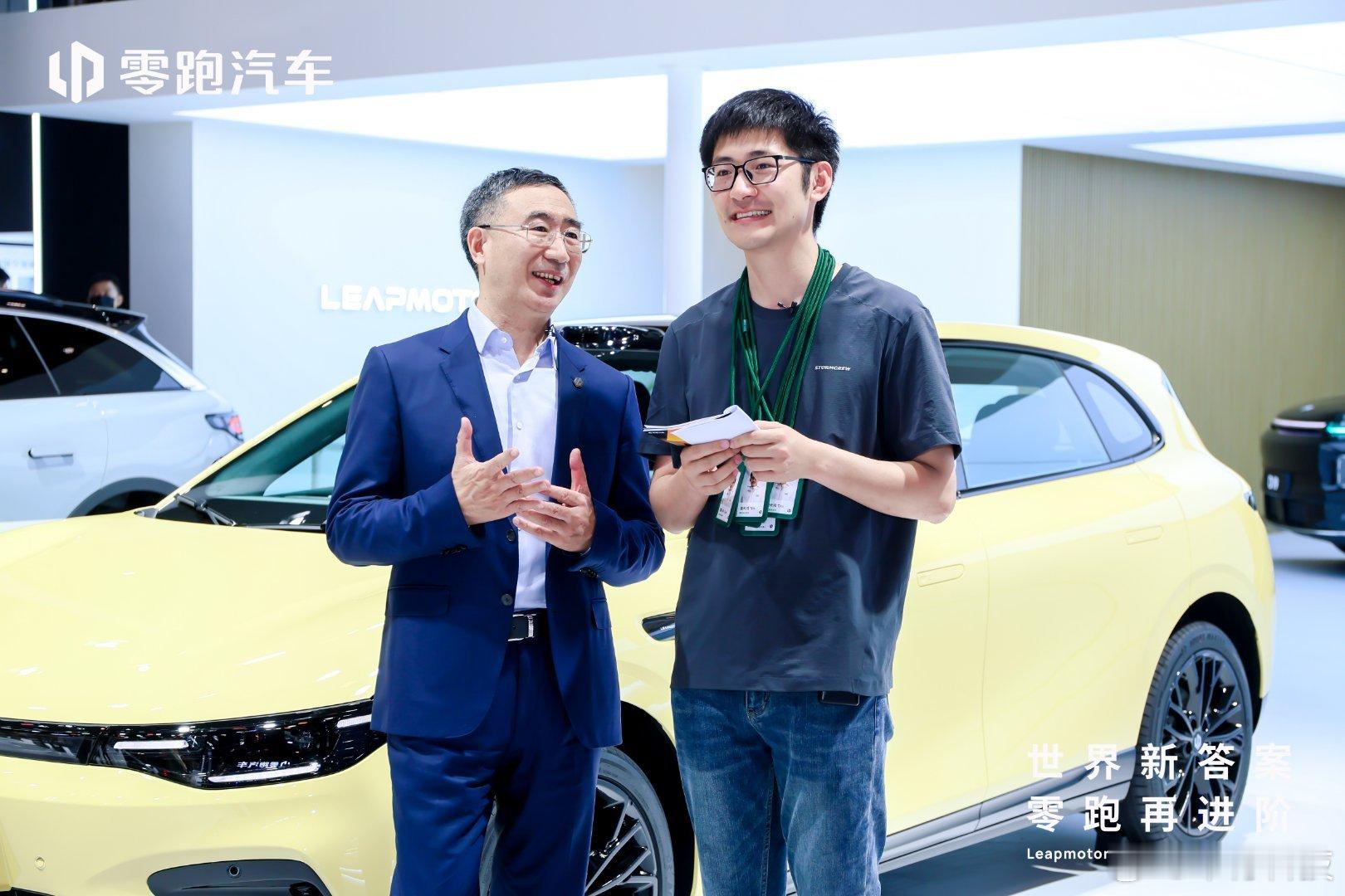 当潘天鸿Tim“入职”零跑，担任零跑Lafa5 Ultra一日主理人他的行程，含