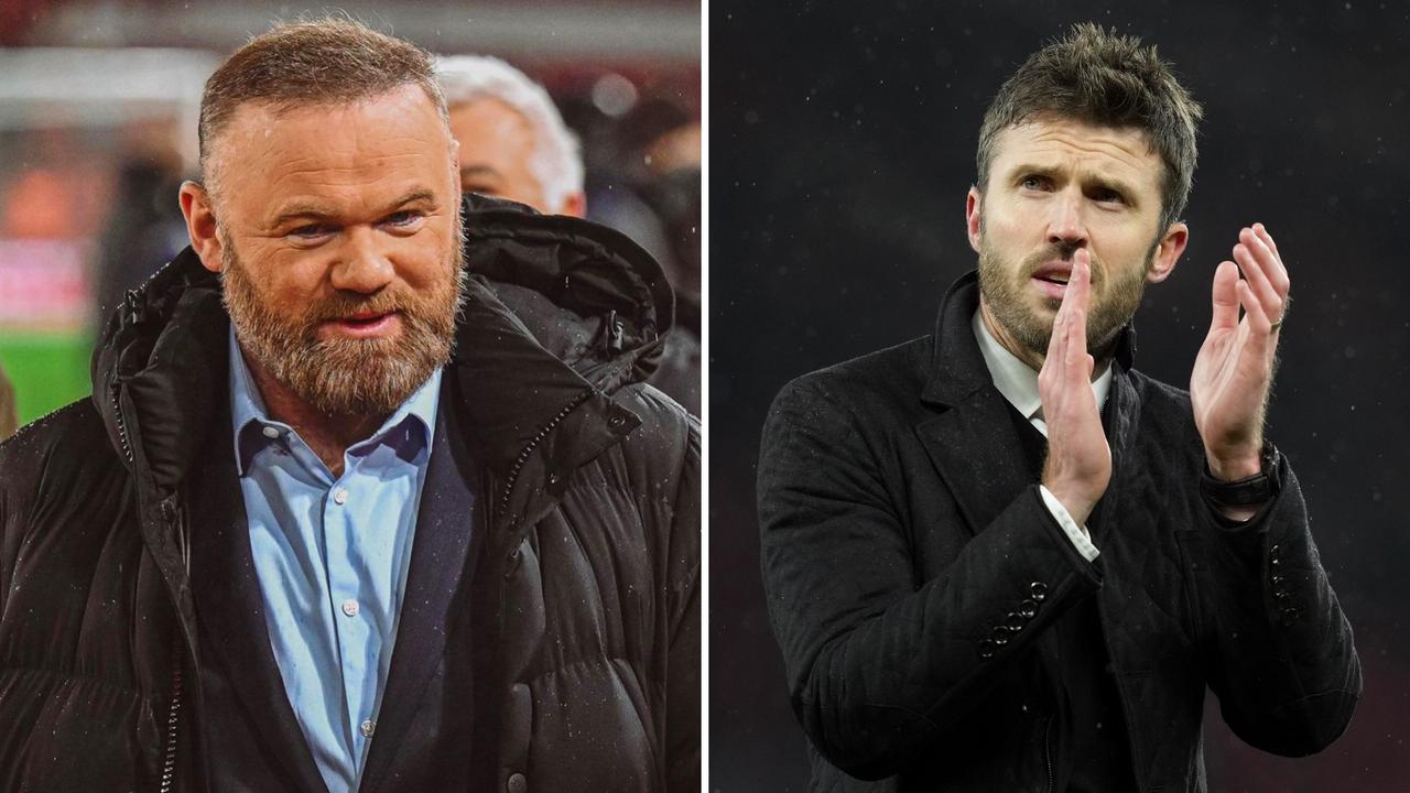 鲁尼在节目中表示：卡里克带回了曼联的俱乐部文化，曼联应该让卡里克继续执教。
曼联