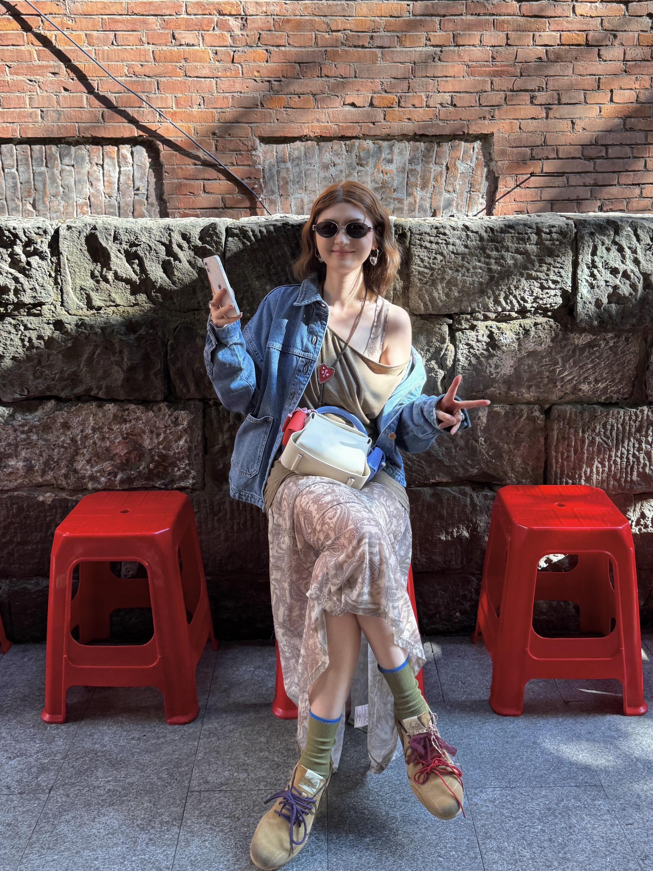 出门把把妹😎。