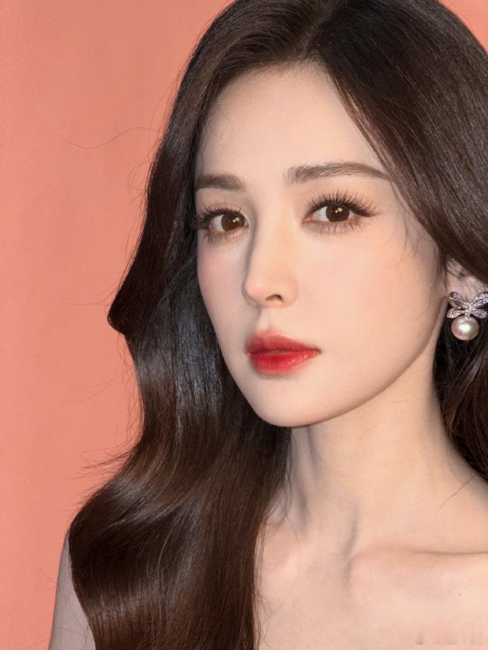 娜扎早期 经济上升期的美 考古娜扎早期真的会被惊艳到😜！颜值一直稳定在线，经济