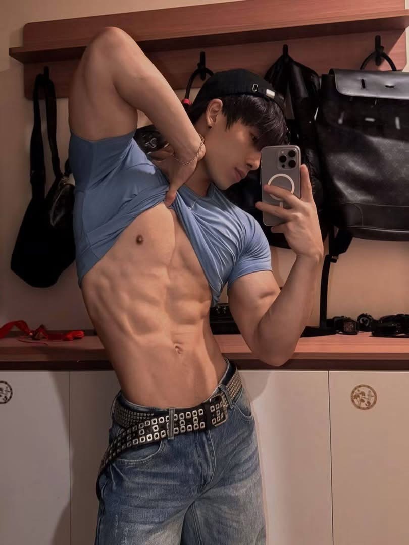 好帅😍 