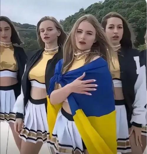 乌克兰拟将特定条件下结婚年龄降至14岁
外媒消息，乌克兰最高拉达在官网公布新法律