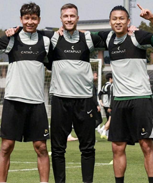 防线只剩半条命！国安三场硬仗，蒙哥马利该优先保哪场？