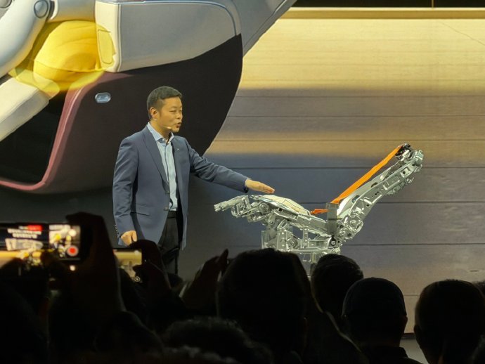 小鹏X9超级增程你怎么看👀max 30.98万元ultra 32.98万元 