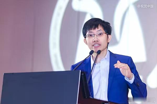 梁文锋留住97%员工稳定军心。“确实在接触DeepSeek融资”，一位FA机构朋