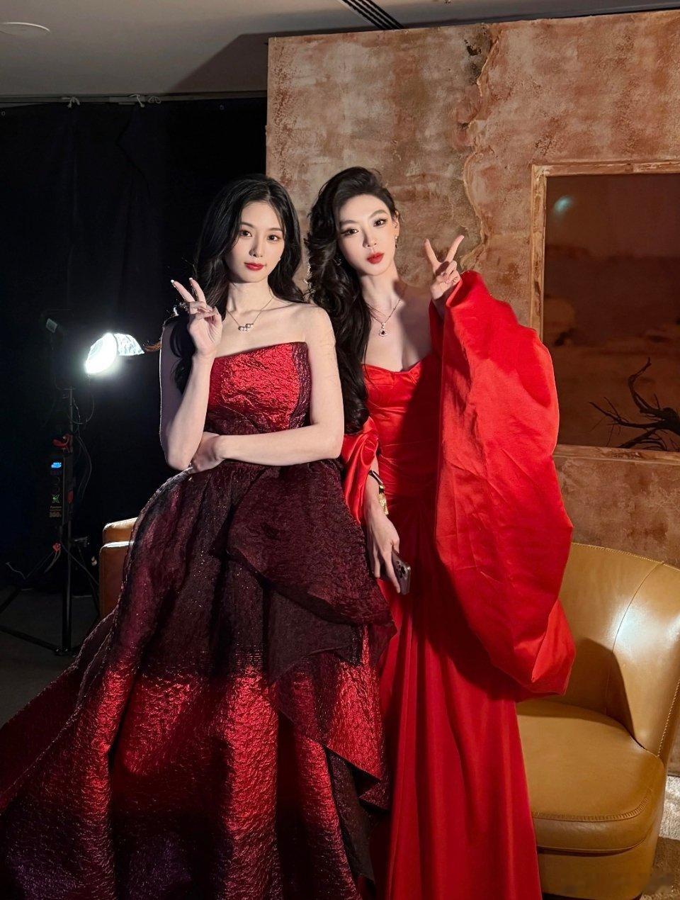 迪迪不畏直播向黄子韬道歉哭了迪迪不畏真的有点神，当时她和黄子韬的直播可谓是尴尬至