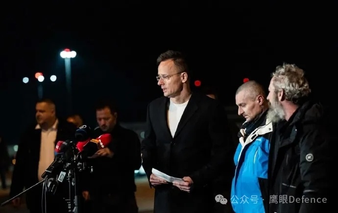 烽火问鼎计划 3月4日，应欧尔班的要求，俄罗斯总统普京将两名拥有乌克兰-匈牙利双