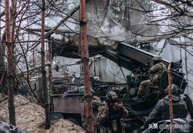 乌克兰宣布夺回一整个州，俄罗斯防线已经被击溃。

这次乌军打出了大动静，直接拿下