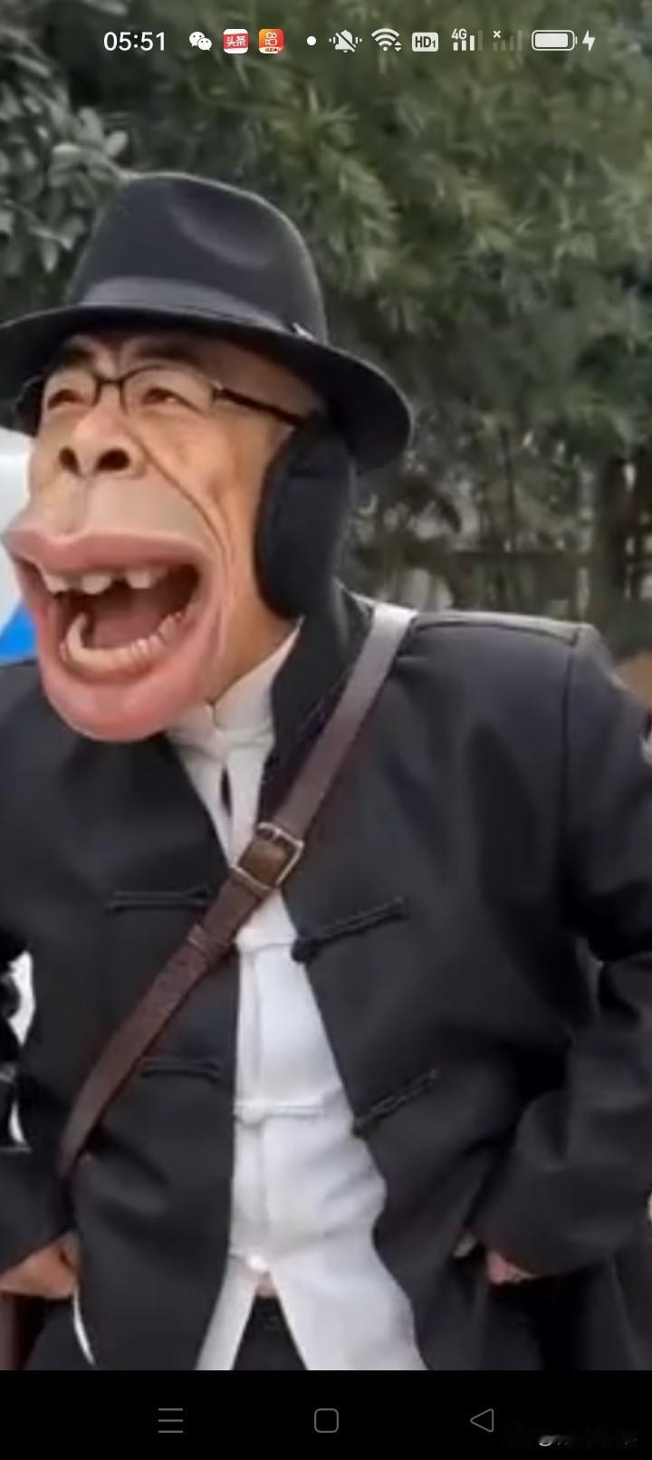 第一眼直接吓一跳！这大嘴堪称天然妆造，演鬼子连化妆都免了，大家认为呢？