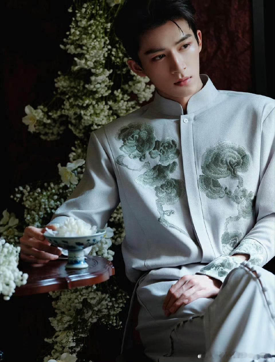 王星越与央视的双向奔赴 根正苗红的王星越官宣央视五四青年晚会！从春晚西藏分会场到