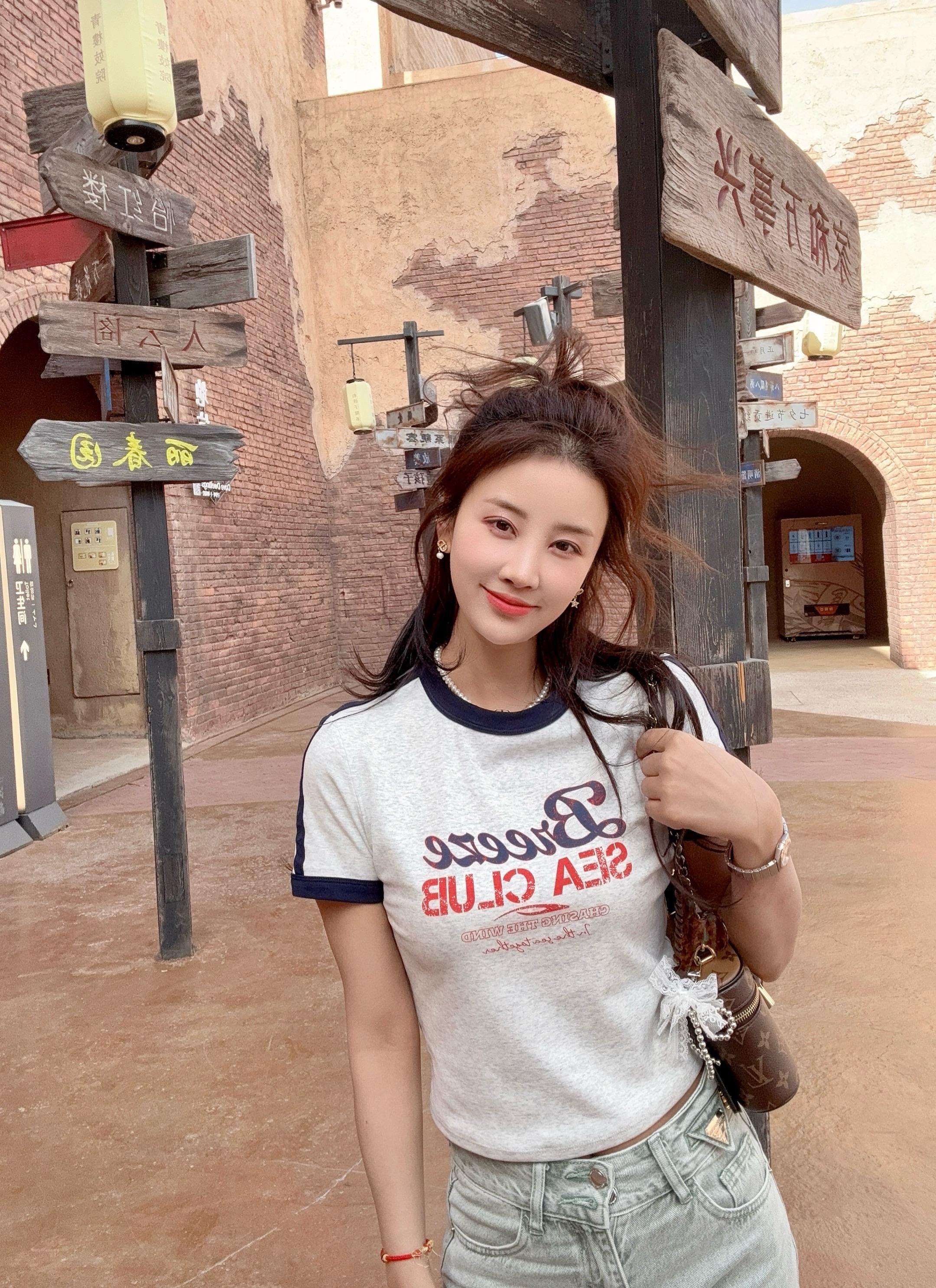 “人生最大的幸福，就是能遇见              一个对的人，一...