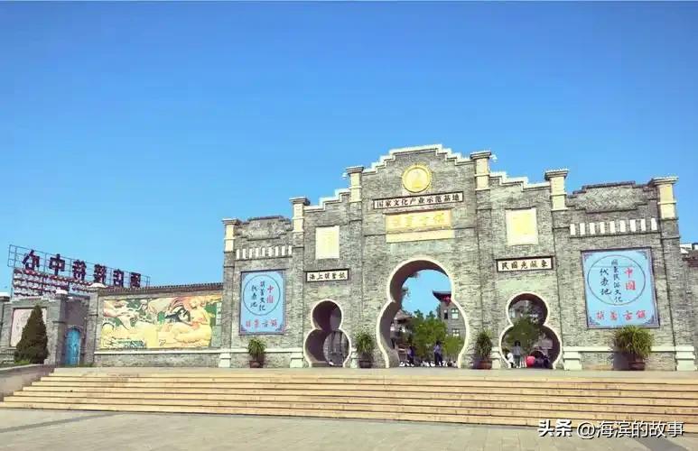 都说锦州缺一个葫芦山庄这样的景点，我想了好久，个人感觉凌海的九华山风景区可以和葫