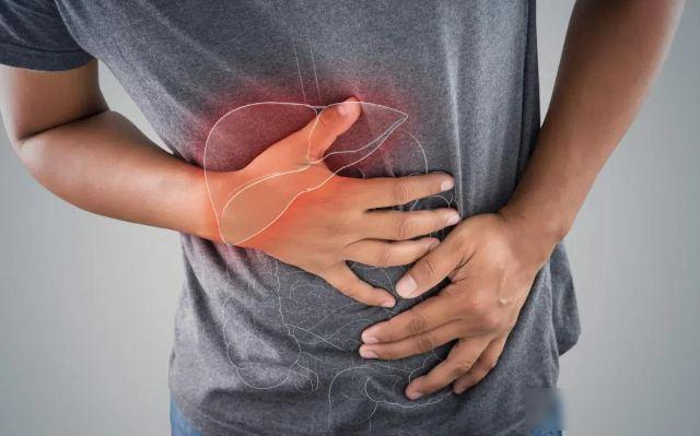 100个长期饮酒的人中，最后会有几个人得肝病？研究给出解释。


表哥去年体检查