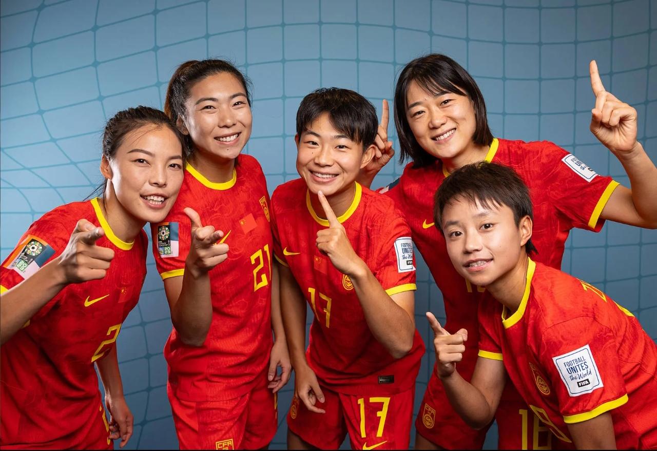 中国女足应积极启用年轻球员

在当今世界女足格局快速变革的背景下，中国女足启用年