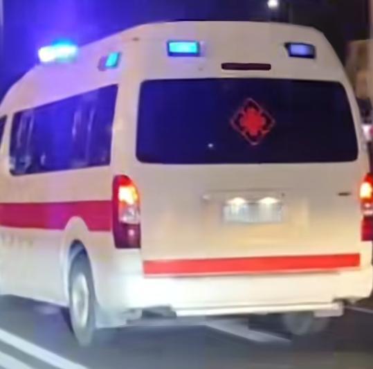 “悲剧还是发生了！”湖北武汉，体育老师夜跑后，在半小时左右做了150个深蹲，做完