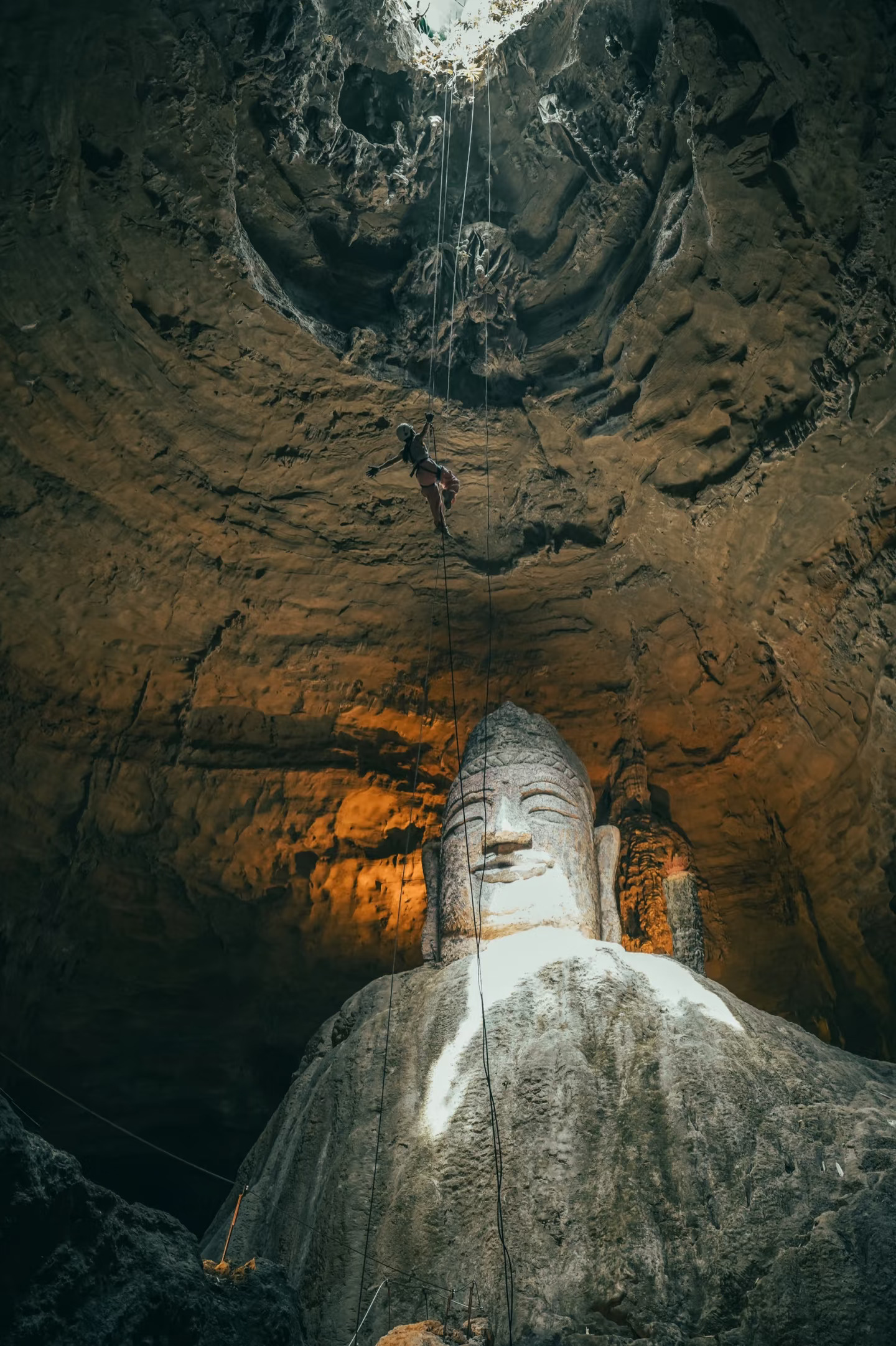 凡人之躯，比肩神明｜天眼洞神明之旅