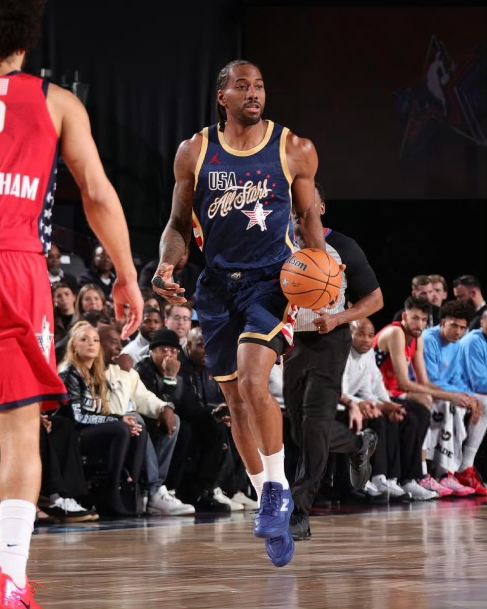 错失全明星MVP后，伦纳德直言：新赛制可以，但更想回归东西部对决！2026年洛杉