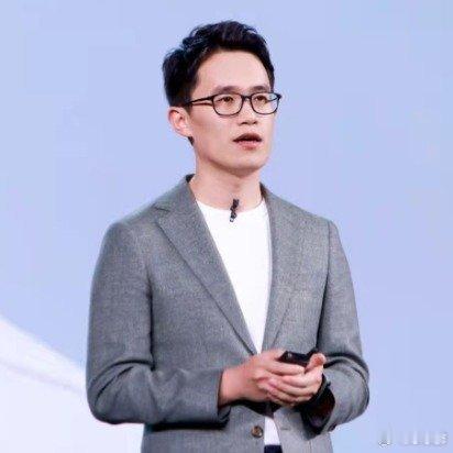王腾晋升小米双料总经理 厉害啊，这么年轻有为，他的能力一定没法说，一定是出类拔萃