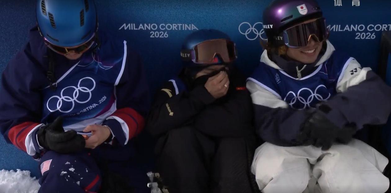 苏翊鸣不敢看了 首金来了！！苏翊鸣中国队首金全民聊冬奥