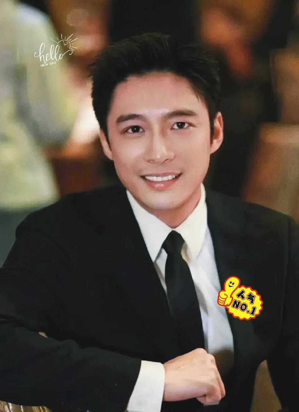 我有种预感！

霍启山怕是很难再结婚了

霍启山？霍家三兄弟中颜值最高的，长得帅