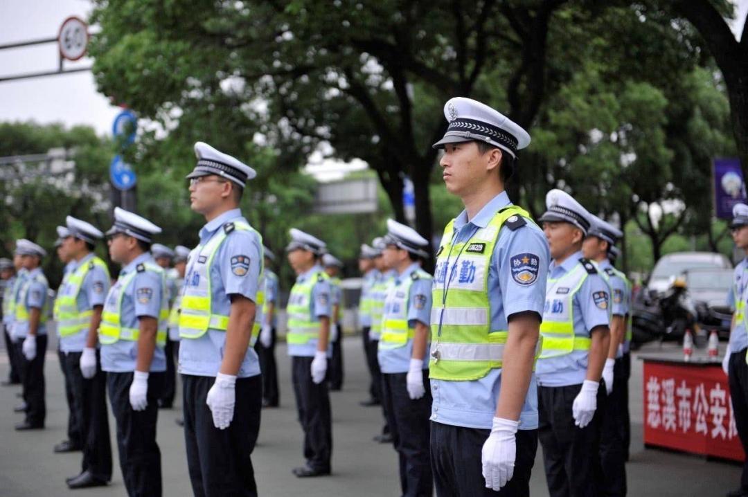 辽宁辅警各地工资

坐标铁岭四级辅警：
基础工资2316，岗位工资780，四级层