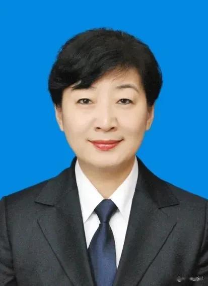 突发，鹤岗市财政局一女四调被查！

5月15日，权威媒体发布消息，鹤岗市财政局四