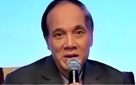 越南教授丁贤良在电视台表示：亚洲如果没有中国挡着，亚洲早已战火不断，早已被西方瓜