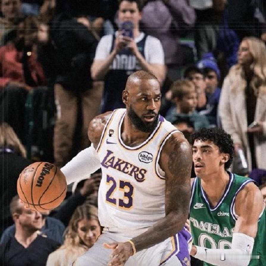 1月25日NBA常规赛焦点战上演神级剧本！携4连胜之势的独行侠主场迎战深陷2连败