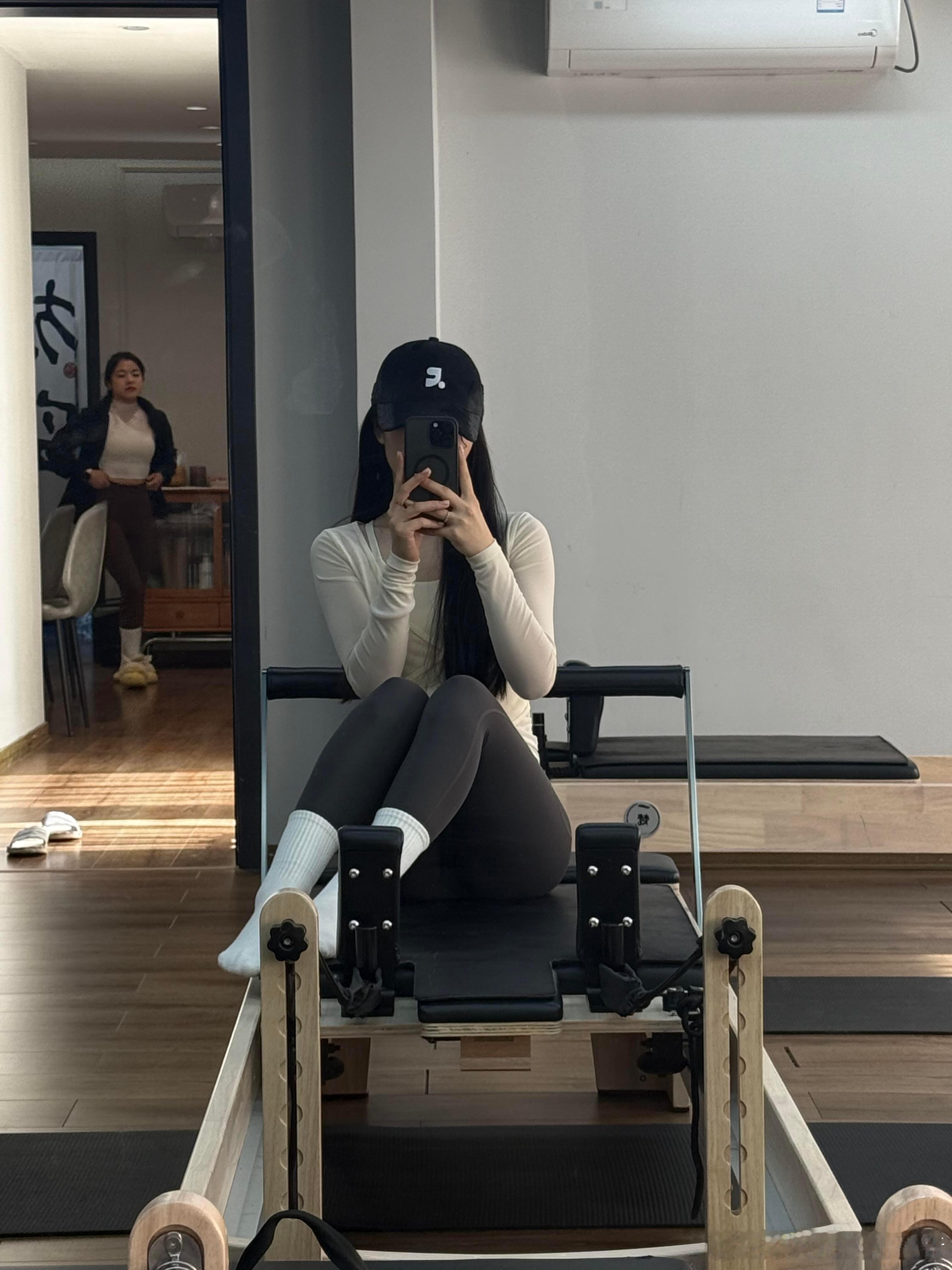 感觉没人疼的时候可以去练普拉提！ 