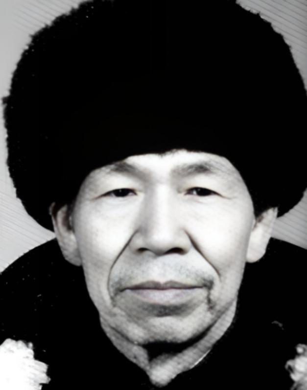 他是四川一老农，104岁离世，子女收拾他遗物时，却吓了一大跳，他没有留下任何遗产