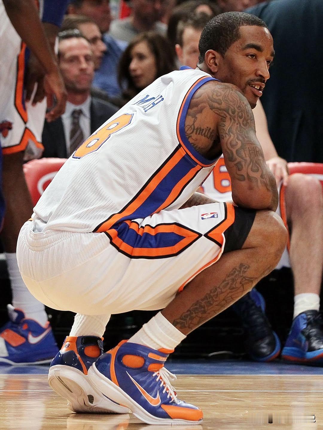 前NBA球员JR-史密斯接受采访时表示：联盟从未让他入选全明星、这对他来说是一种