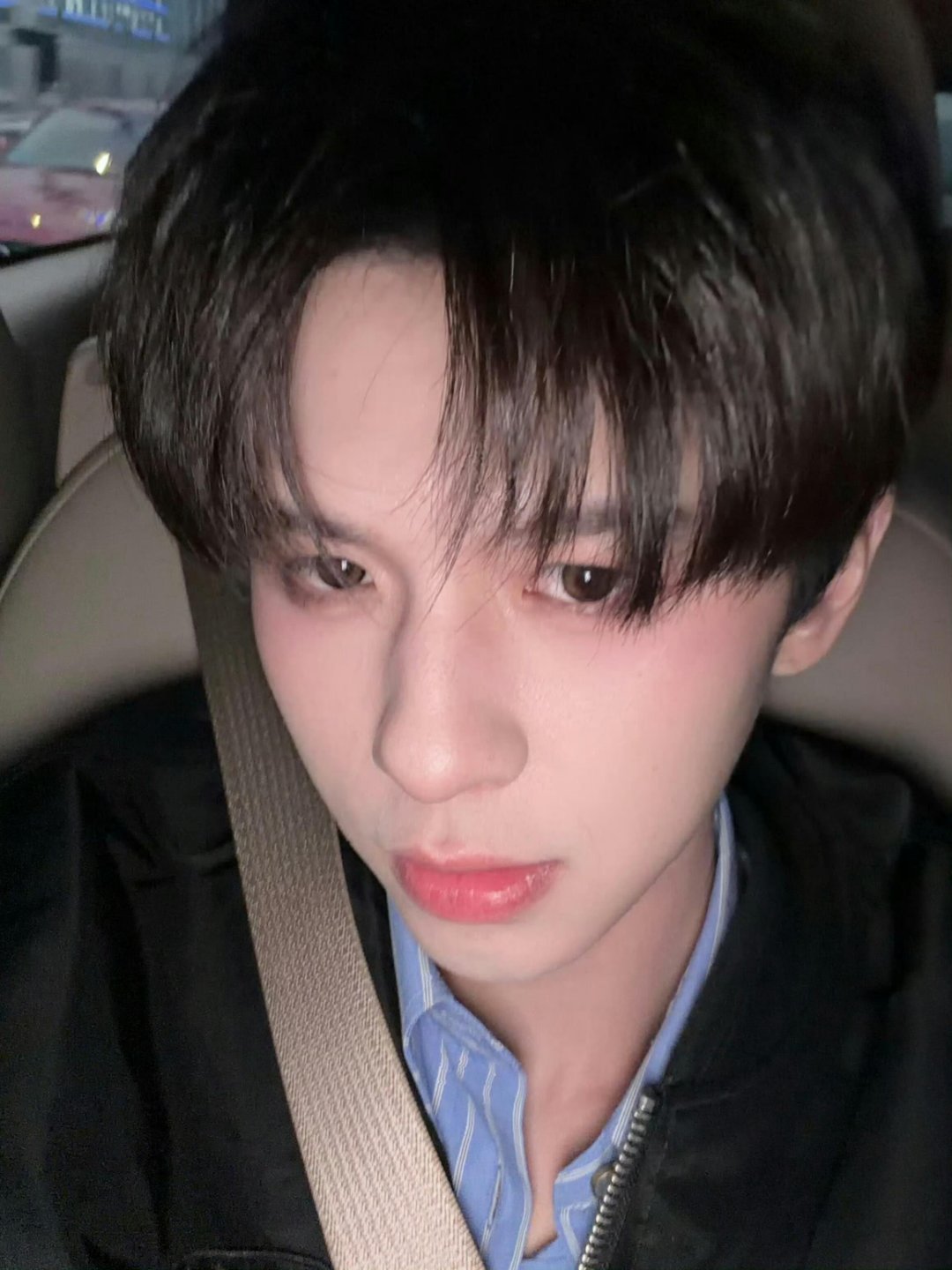 没人觉得像小何么真的没人觉得像么这张真的巨巨巨巨像  眉眼和小嘴巴十个勤天 | 