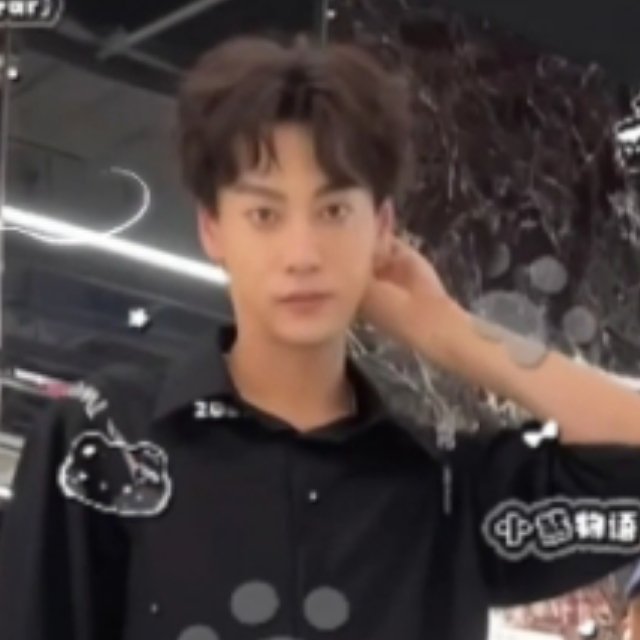 田雷每次好像看见郑朋就触发了什么不能对老婆冷脸的底层代码 