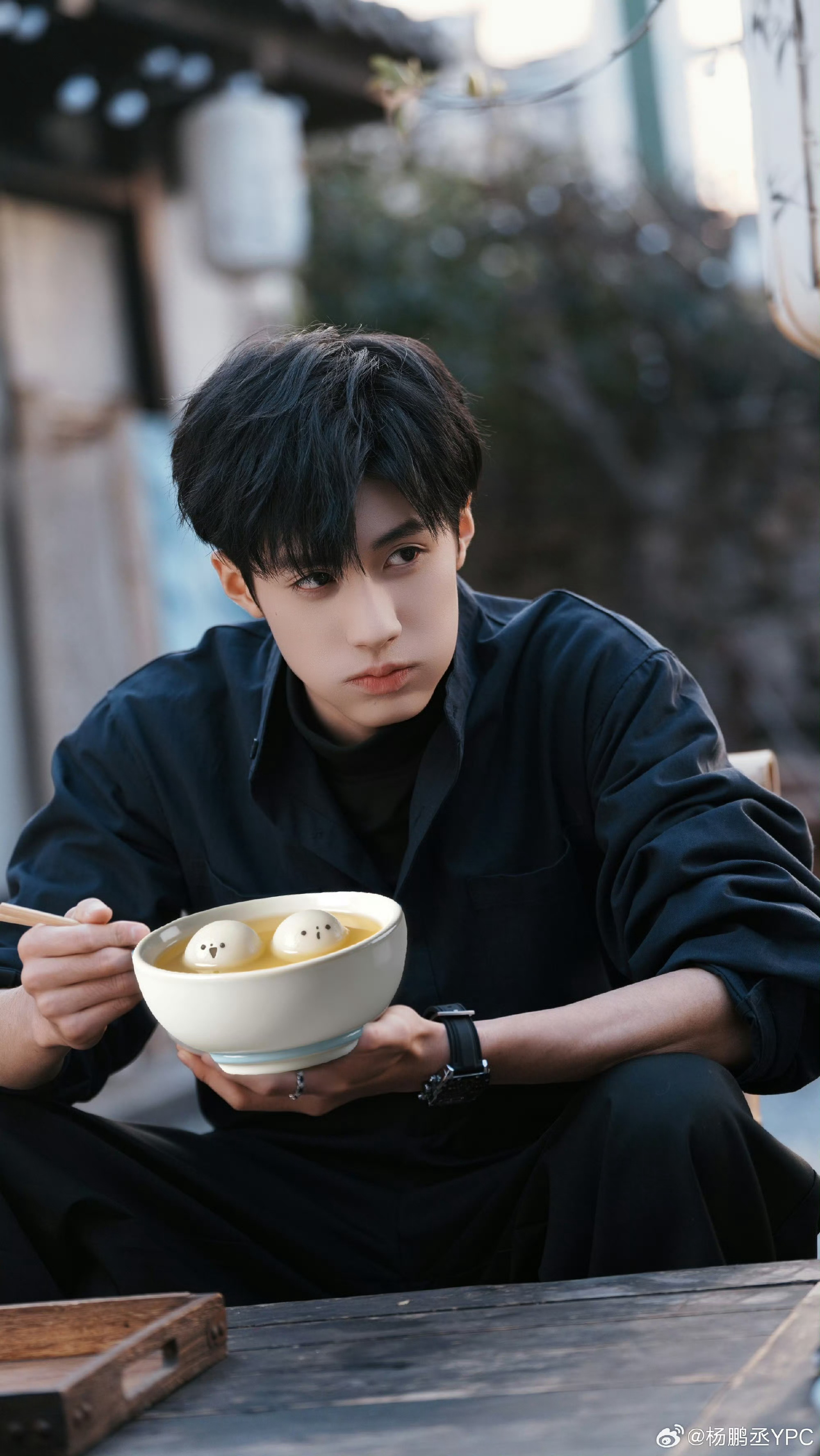 杨鹏丞这种泰式浓颜帅哥越看越顺眼 最近很吃他的颜奈何团队不给力 