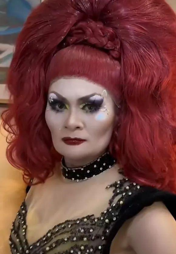 为什么那么多明星都染红色头发？