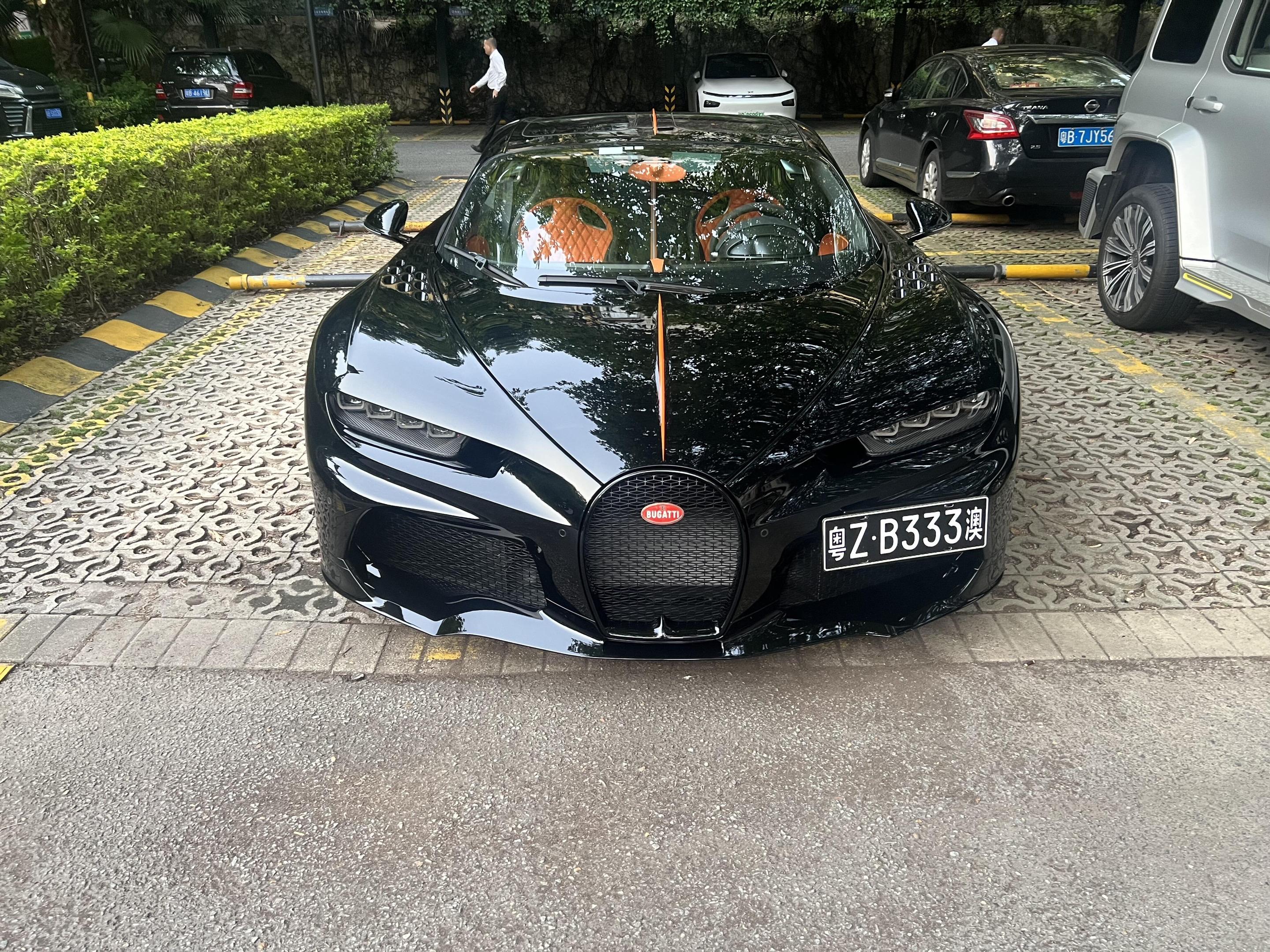 深圳波托菲诺纯 出现了台布加迪SS