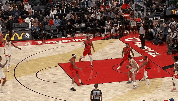 末节三个 3 分收割比赛， 杜兰特31分送猛龙四连败

10月30日的NBA常规